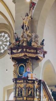 Heiko Kuschel auf der Kanzel